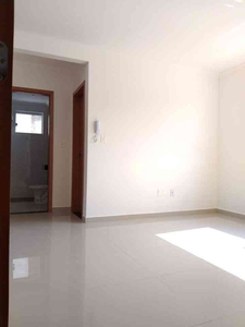 Apartamento com 2 quartos à venda no bairro Santa Mônica, 47m²