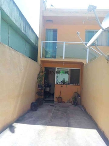 Casa com 2 quartos à venda no bairro Laranjeiras, 200m²