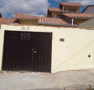 Casa com 2 quartos à venda no bairro Santa Cecília, 65m²