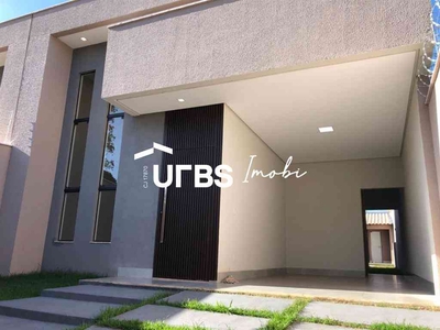 Casa com 3 quartos à venda no bairro Cardoso Continuação, 215m²