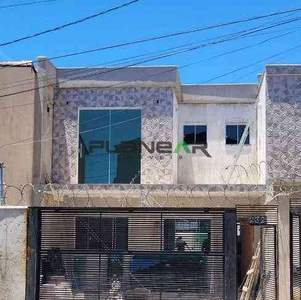 Casa com 3 quartos à venda no bairro Eldoradinho, 120m²