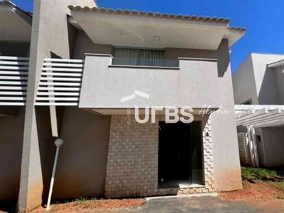 Casa com 3 quartos à venda no bairro Jardim Santo Antônio, 140m²