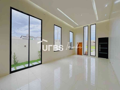 Casa com 3 quartos à venda no bairro Residencial Condomínio Jardim Veneza, 300m²