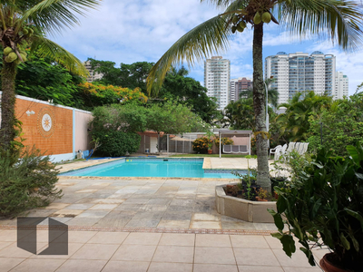 Casa em Barra da Tijuca, Rio de Janeiro/RJ de 976m² 6 quartos à venda por R$ 6.499.000,00