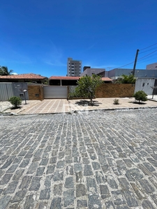 Casa em Bessa, João Pessoa/PB de 200m² 4 quartos à venda por R$ 949.000,00