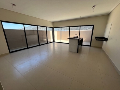 Casa em Centro, Piracicaba/SP de 172m² 3 quartos à venda por R$ 880.000,00 ou para locação R$ 4.300,00/mes