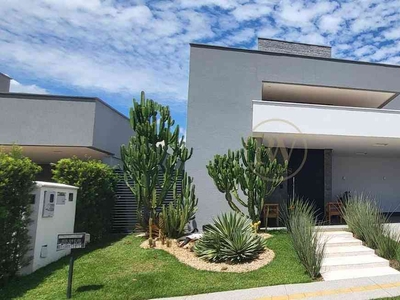 Casa em Condomínio com 3 quartos à venda no bairro Residencial Goiânia Golfe Clube, 226m²