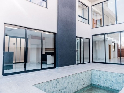 Casa em Esperança, Londrina/PR de 290m² 4 quartos à venda por R$ 2.699.000,00