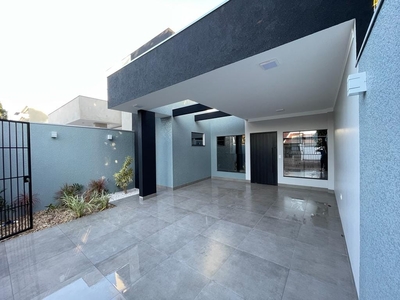Casa em Jardim Santa Helena, Maringá/PR de 100m² 3 quartos à venda por R$ 519.000,00