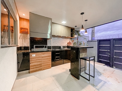 Casa em Nova Lima, Campo Grande/MS de 75m² 2 quartos à venda por R$ 329.000,00