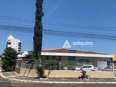 Casa em Orfãs, Ponta Grossa/PR de 200m² 3 quartos à venda por R$ 979.000,00