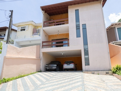 Casa em Parque Nova Jandira, Jandira/SP de 308m² 3 quartos à venda por R$ 979.000,00