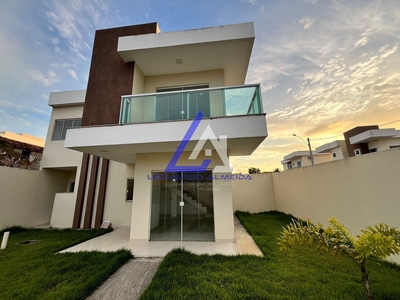 Casa em Santa Mônica, Guarapari/ES de 200m² 3 quartos à venda por R$ 419.000,00