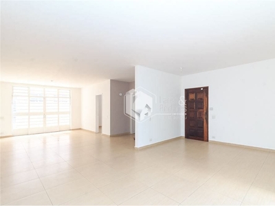 Casa em Vila Cordeiro, São Paulo/SP de 218m² 3 quartos à venda por R$ 1.369.000,00
