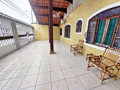 Casa em Vila Guilhermina, Praia Grande/SP de 71m² 3 quartos à venda por R$ 519.000,00