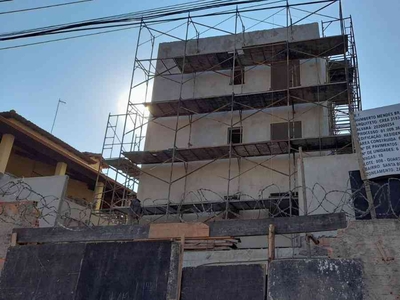 Cobertura com 3 quartos à venda no bairro Santa Branca, 130m²