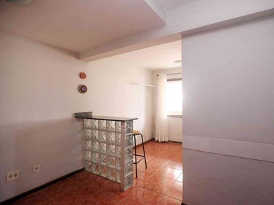 Quitinete com 1 quarto à venda no bairro Asa Norte, 24m²