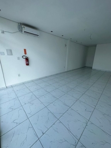 Sala em Espinheiros, Itajaí/SC de 37m² para locação R$ 1.688,00/mes