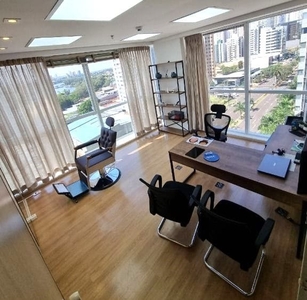 Sala em Gleba Fazenda Palhano, Londrina/PR de 77m² à venda por R$ 879.000,00