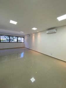 Sala em Jardim Londrilar, Londrina/PR de 45m² à venda por R$ 369.000,00