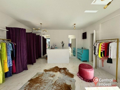 Sala em Praia dos Amores, Balneário Camboriú/SC de 32m² para locação R$ 4.800,00/mes