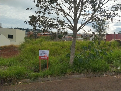 Terreno em Centro, Apucarana/PR de 10m² à venda por R$ 68.000,00