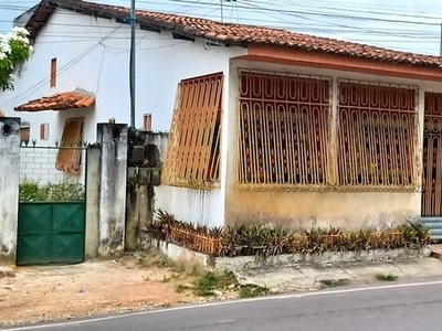 Casa para Venda em São Cristóvão, CENTRO, 4 dormitórios, 1 suíte, 1 banheiro, 1 vaga