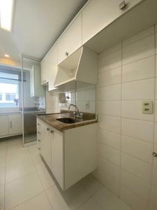 Apartamento à venda em Freguesia (Jacarepaguá) com 64 m², 2 quartos, 1 suíte, 1 vaga