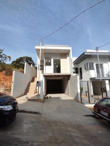 Casa em Capelinha, Cláudio/MG de 10m² 3 quartos à venda por R$ 349.000,00