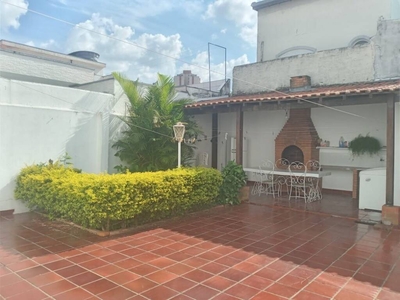 Casa em Osvaldo Cruz, São Caetano do Sul/SP de 260m² 3 quartos à venda por R$ 1.589.000,00
