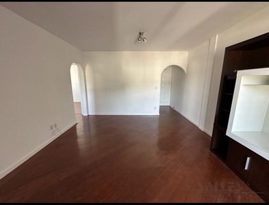 Apartamento no Bairro Garcia em Blumenau com 2 Dormitórios e 90 m²