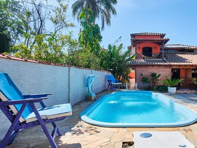 Casa Carvalho perto da praia do Jabaquara com ar e piscina