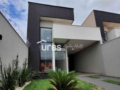 Casa com 3 quartos à venda no bairro Jardim Gramado, 150m²