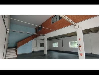 Galpão no Bairro Itoupava Central em Blumenau com 250 m²