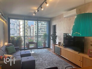 Apartamento à venda em Vila Madalena com 101 m², 2 quartos, 1 suíte, 2 vagas