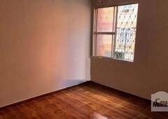 Apartamento com 2 quartos à venda no bairro Prado, 55m²