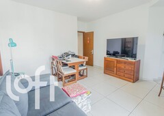 Apartamento à venda em Copacabana com 73 m², 2 quartos, 2 suítes, 1 vaga