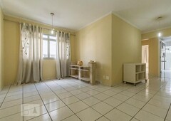 APARTAMENTO no 2º andar com 2 dormitórios e 1 garagem