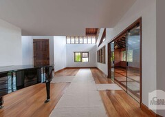 Casa com 3 quartos à venda no bairro São Bento, 351m²