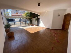 Casa com 4 quartos à venda no bairro Jardim Irajá, 248m²