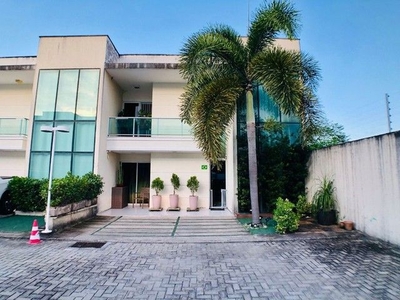 Casa duplex em Fortaleza, 165 m² área construída, 04 suítes, deck privativo