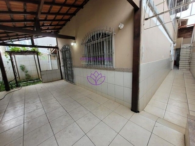 Casa para Venda em Vila Velha, Vila Nova, 4 dormitórios, 1 suíte, 2 banheiros, 2 vagas