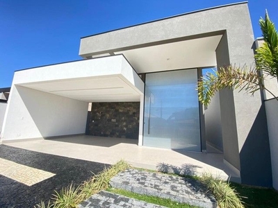 Linda casa moderna $1700.000