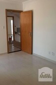 Apartamento com 2 quartos à venda no bairro Copacabana, 45m²