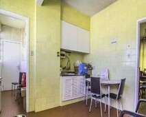 Apartamento no Edifício Jaguaribe com 2 dorm e 116m, Centro Histórico - Porto Alegre