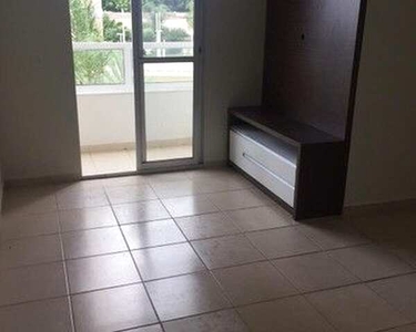 Apto com lazer no Cambeba, 70m2 de área, 3 quartos, 2 wc's, móveis fixos, 2 vagas e l