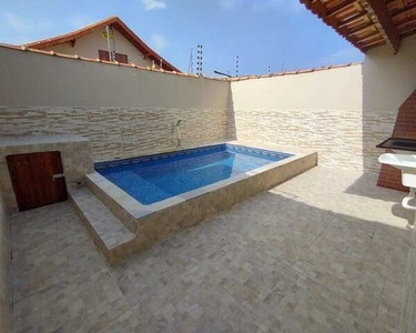 Casa nova com piscina 88 metros quadrados 02 dormitórios Balneario Plataforma - Mongaguá
