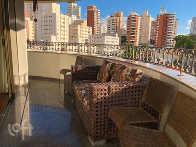 Apartamento à venda em Campo Belo com 215 m², 4 quartos, 3 suítes, 3 vagas