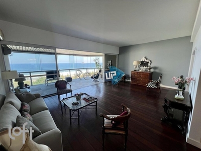 Apartamento à venda em São Conrado com 164 m², 4 quartos, 2 suítes, 3 vagas