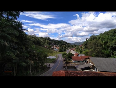 Galpão no Bairro Velha Central em Blumenau com 200 m²